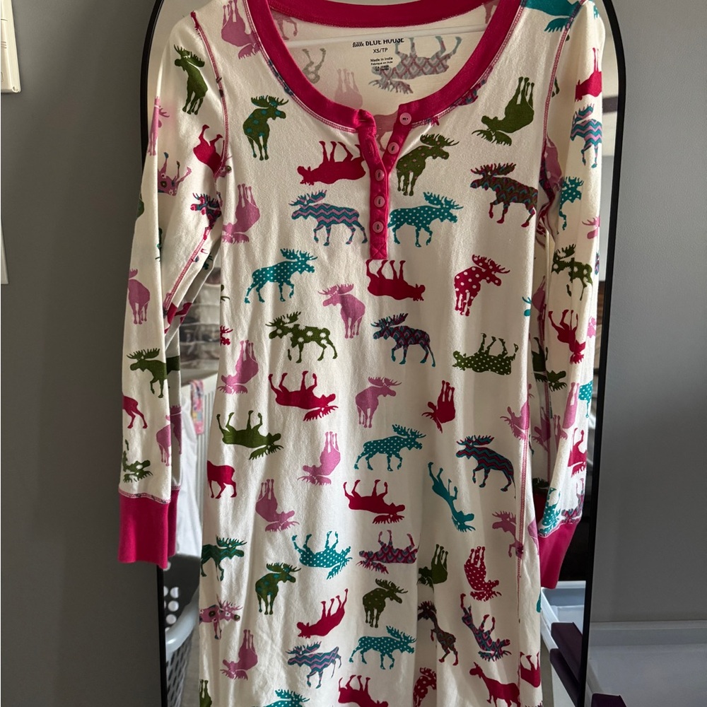 Colorful Moose Print Women’s Pajamas/ Night Gown